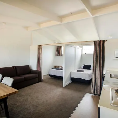 Tahuna Beach Holiday Park-2